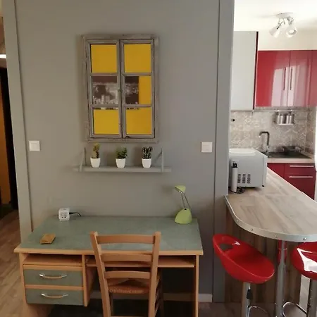 アパート Beausejour ニオール